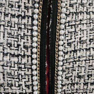 TAHARI Arthur Levine Coat/Jacket White & Black w/Pearls & Metallic Fibers Sz 12